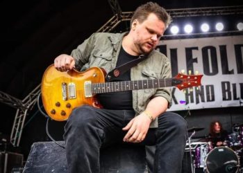 Almost £70,000 raised to help musician fighting cancer get cutting edge treatment