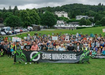 Over 1,000 people join Save Windermere march