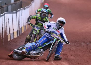 Workington Comets raise hopes of play-off finish