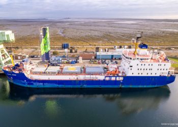 pioneering-sail-technology-installed-on-barrow-based-ship