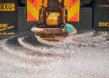 Gritters out in force as temperatures drop