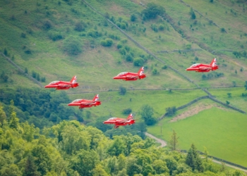 Red Arrows fly over Cumbria