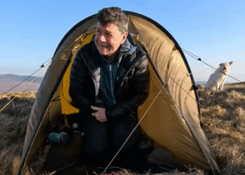 Lake District poo problem: Is it ever okay to use the toilet outdoors?