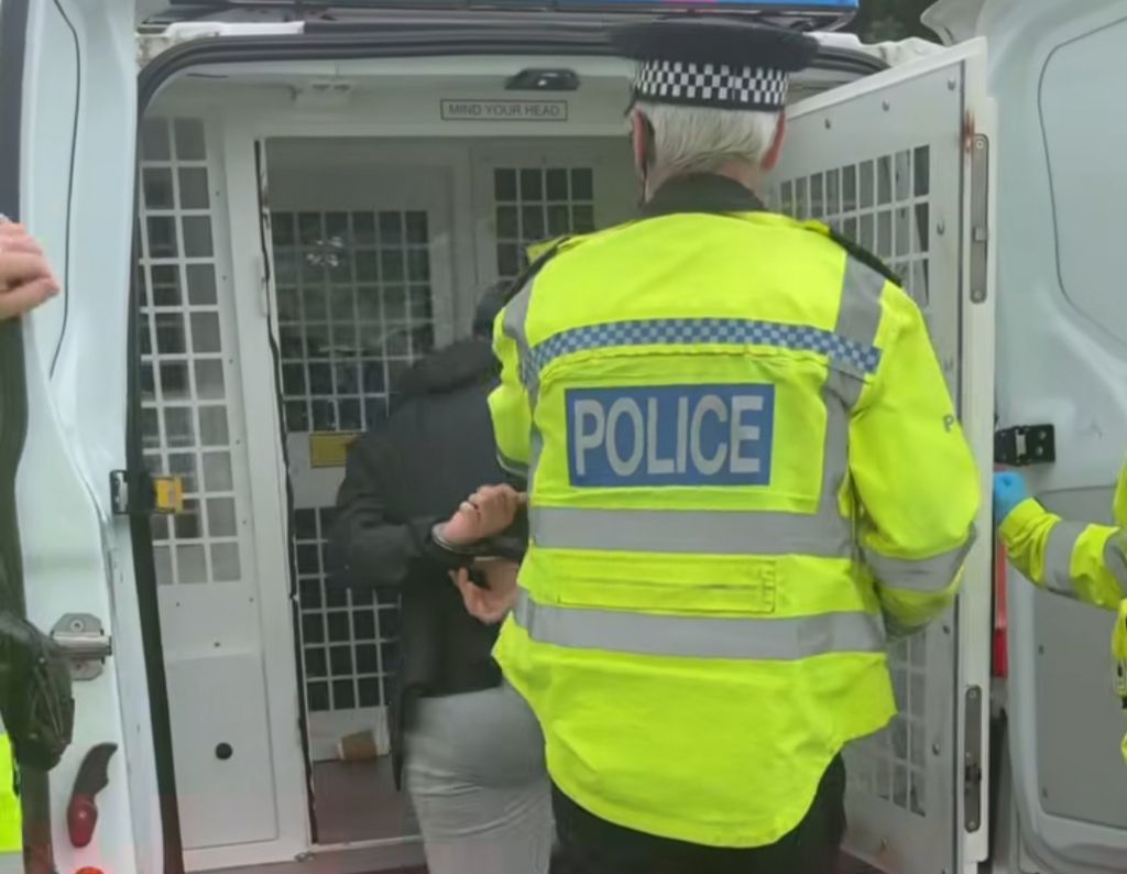 WATCH: Speeding Kendal driver arrested for drug driving