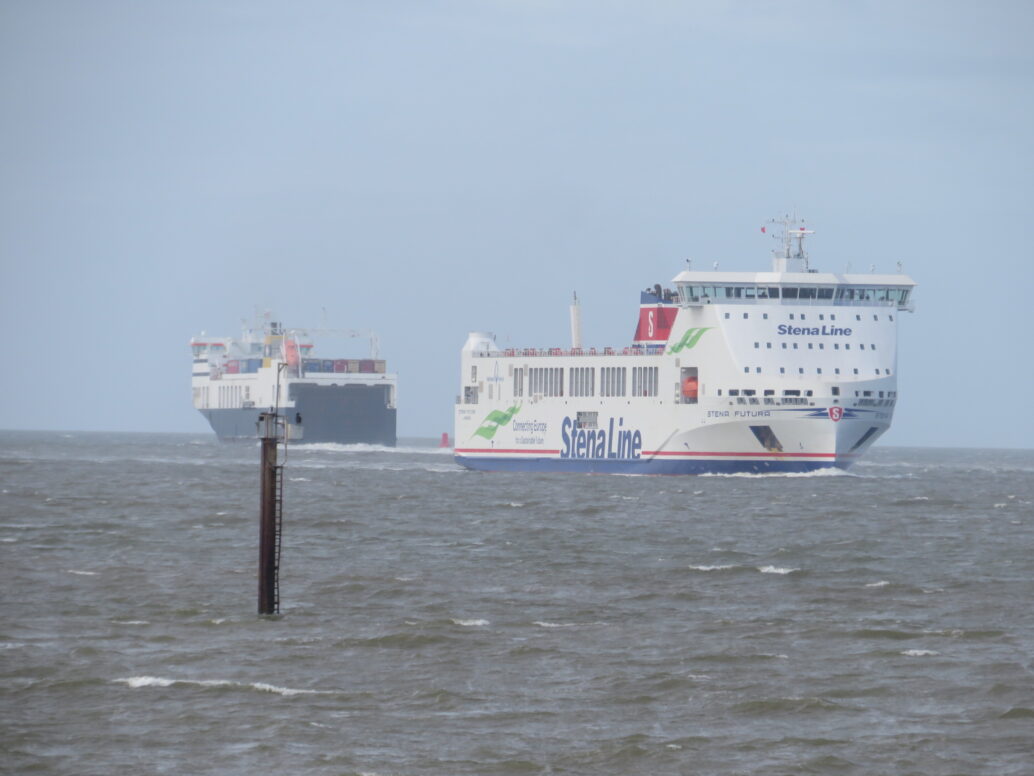 first-purpose-built-hybrid-freight-vessel-arrives-in-morecambe-bay