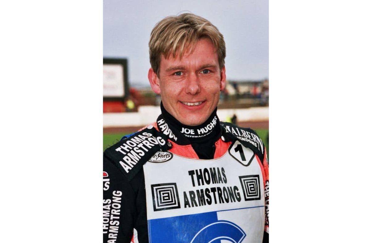 Comets legend Carl Stonehewer takes to four wheels in rally challenge