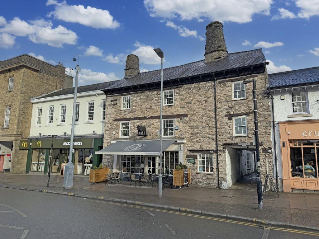 kendal-cafe-and-holiday-apartment-for-sale