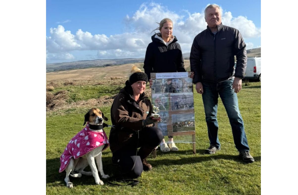 Over 100 hounds contest John Pattinson Memorial meeting