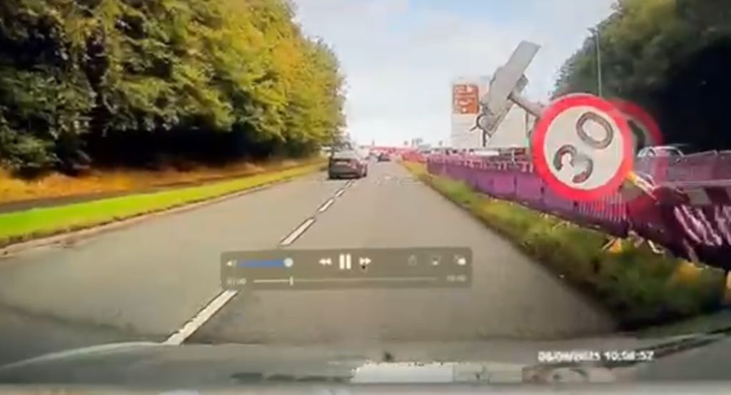 £14,000 bill for firm after road sign falls on vehicle