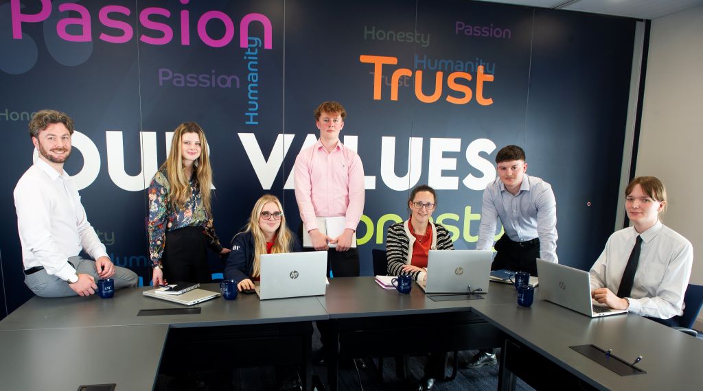 armstrong-watson-named-in-top-100-apprentice-employers-in-uk