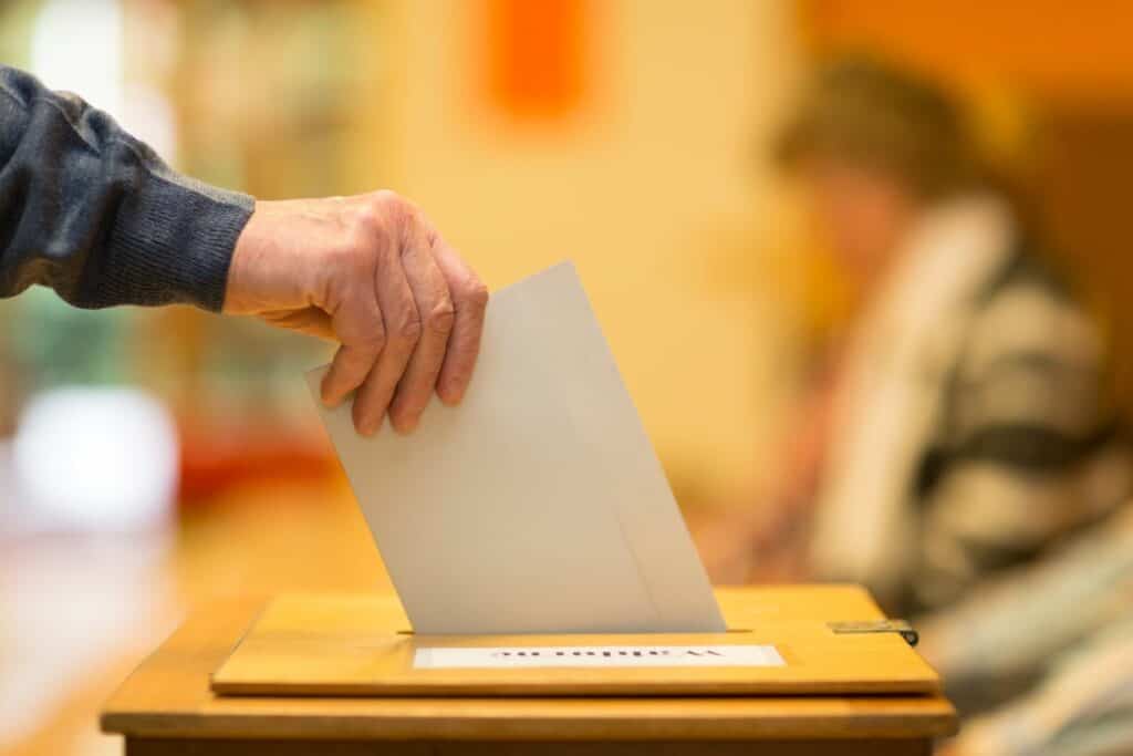 barrow-bid-backed-by-cumbrian-council’s-cabinet-as-vote-underway