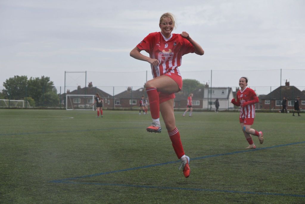 Abbeytown Ladies lift silverware