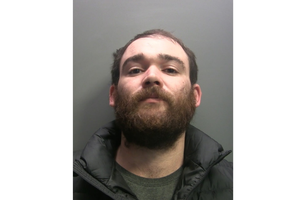 Penrith man produced BB gun and vowed to burn down town kebab shop