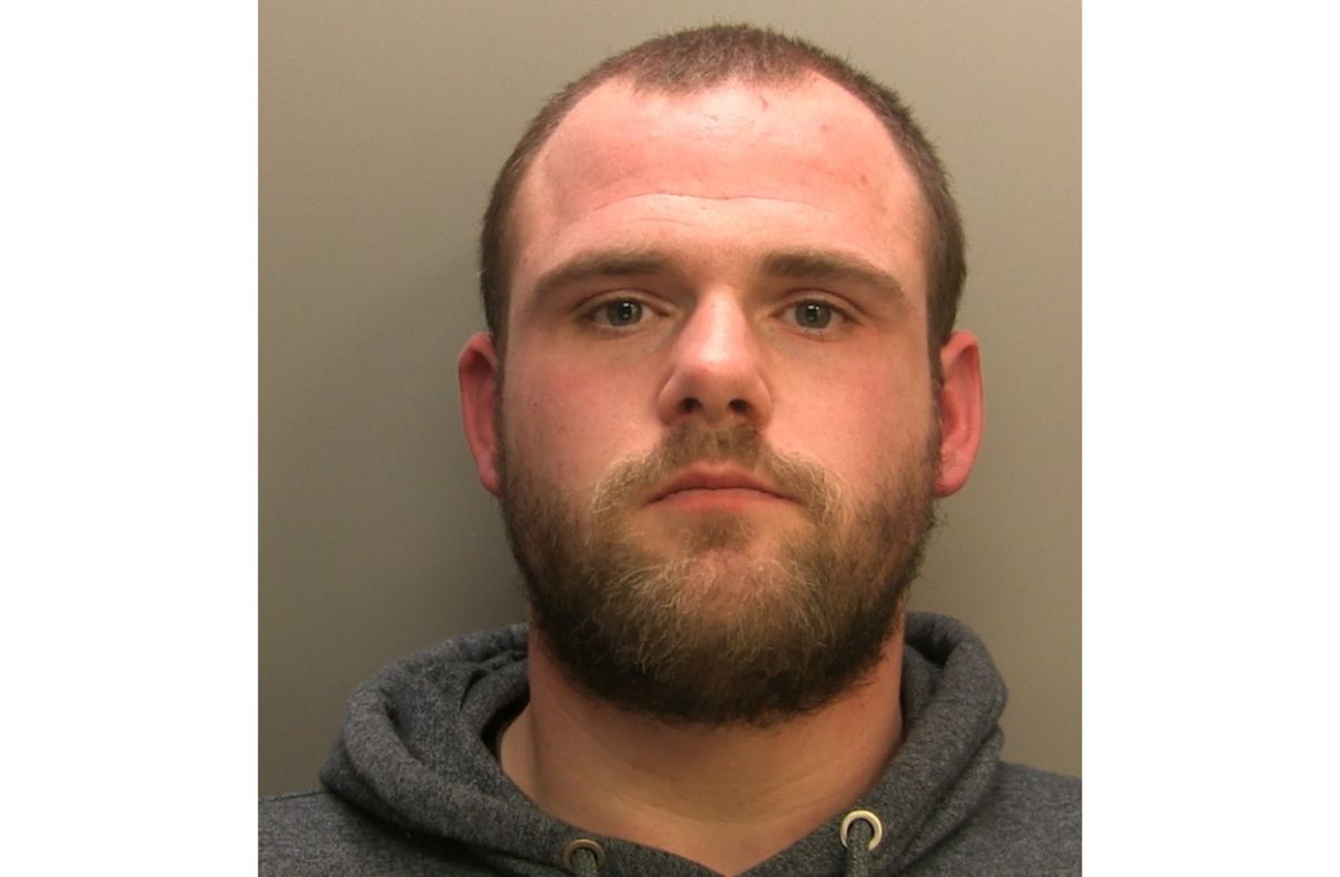 Man jailed for attempted sexual communication with a child