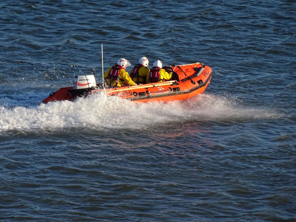 Yacht runs aground in South Cumbria