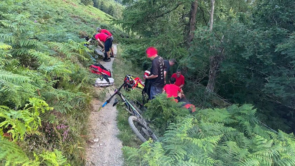 Lake District mountain biker dislocates shoulder