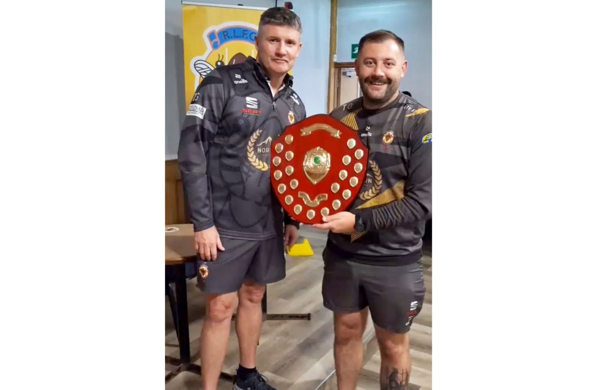 Wath Brow Hornets collect Barry Smith Memorial Trophy