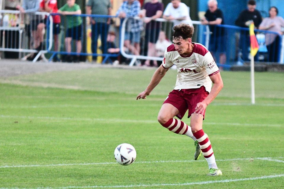 Comfortable win for Workington Reds over Carlisle United